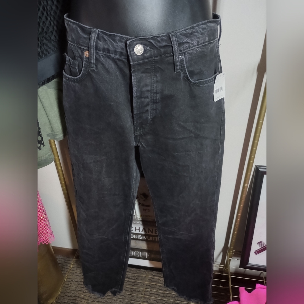 Jeans. WE THE FREE. Black Denim Boyfriend. Size 24. NWT